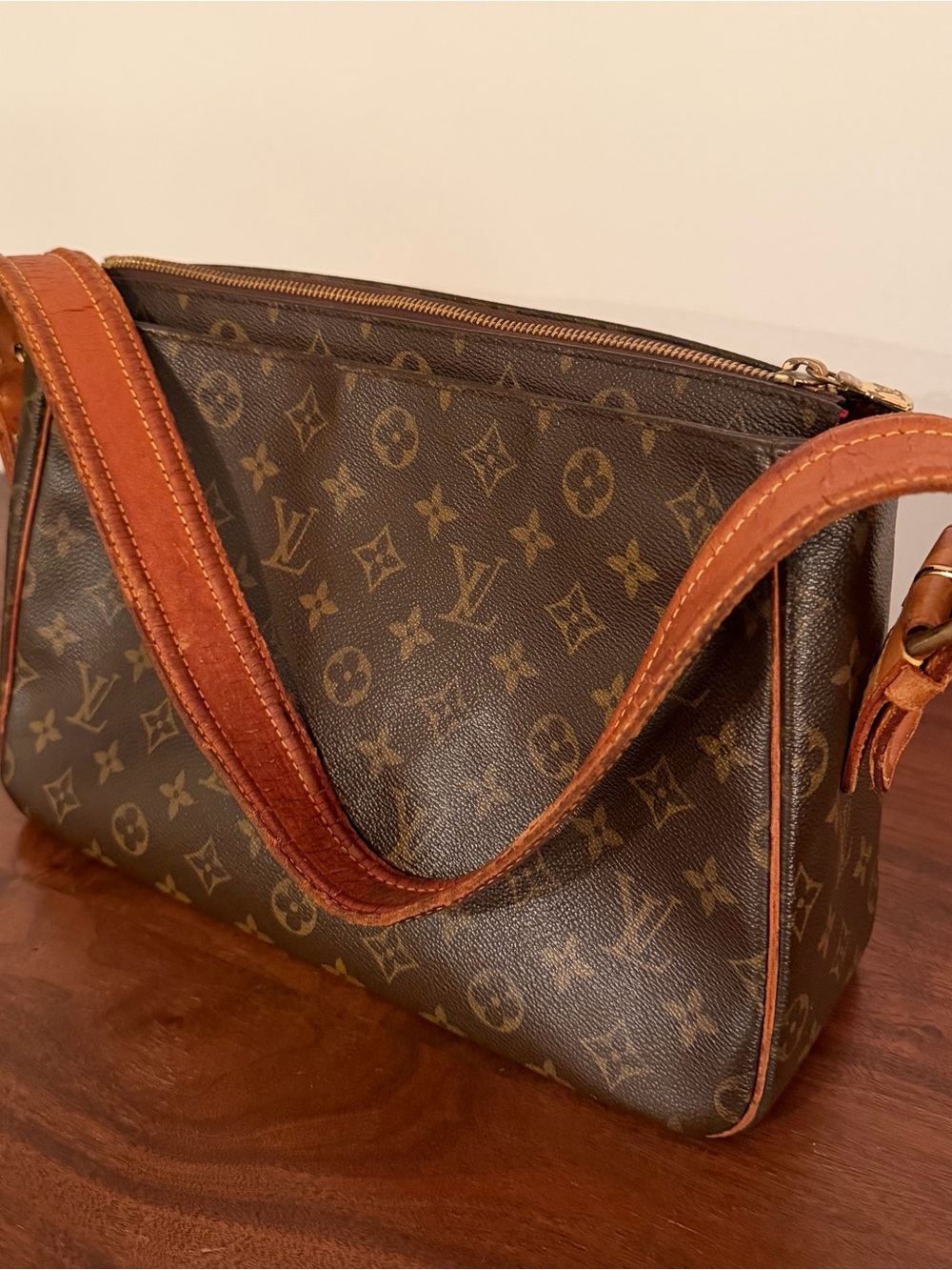 Authentic Louis Vuitton Viva Cite Shoulder Bag GM Brown Canvas - Picture 4 of 12